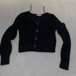 Love Tree sweater. Size: M